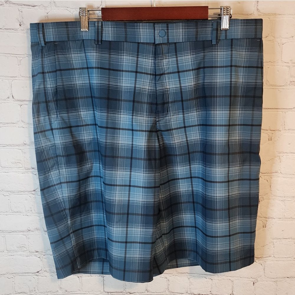 Men's Nike Dri-Fit Golf plaid shorts, size 40